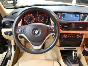 BMW X1 E84 sDrive16d A Business, vm. 2014, 106 tkm (10 / 25)