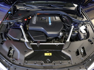 BMW 530 G30 Sedan 530e A iPerformance Launch Edition - Tähän autoon rahoituskorko 1% + kulut.  KYSY !, vm. 2017, 71 tkm (20 / 23)