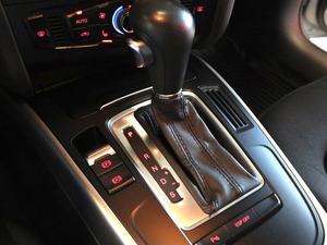 Audi A4 Avant 1,8 TFSI multitronic, vm. 2009, 138 tkm (13 / 23)