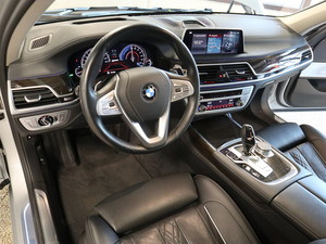 BMW 740e G11 Sedan iPerformance A Business Exclusive, vm. 2018, 54 tkm (7 / 23)