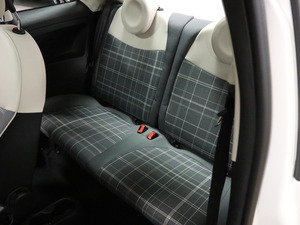 Fiat 500 1,0 70hv Hybrid MT Lounge, vm. 2021, 13 tkm (9 / 24)