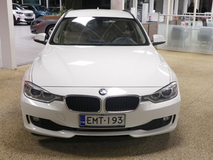 BMW 318 F31 Touring 318d TwinPower Turbo A Business Automatic, vm. 2014, 217 tkm (5 / 24)