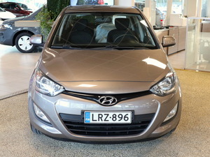 Hyundai i20 5d 1,2 5MT Classic, vm. 2013, 90 tkm (5 / 20)