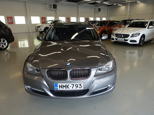 BMW 330 E91 Touring, vm. 2010, 282 tkm (2 / 30)